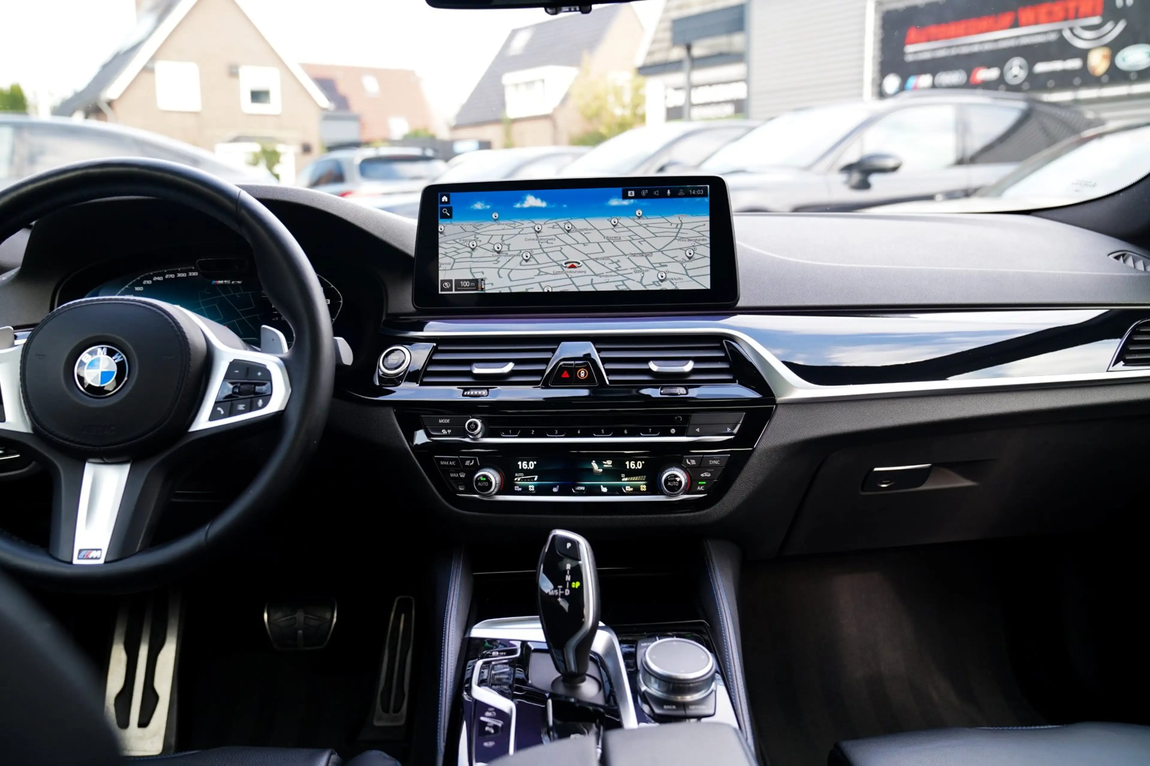 BMW 545 5-serie 545e xDrive High Executive | Head Up Displ — photo 18