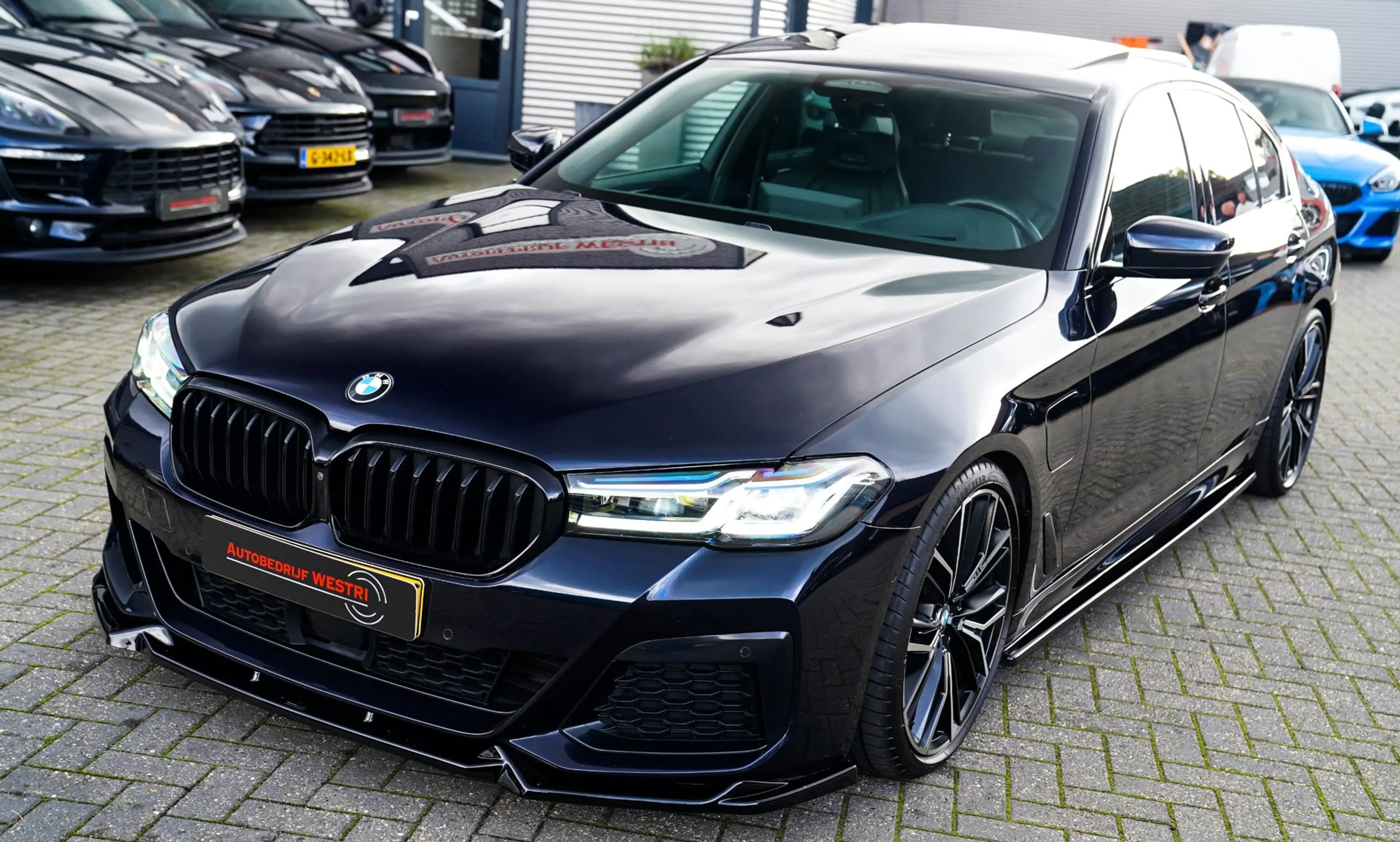 BMW 545 5-serie 545e xDrive High Executive | Head Up Displ — photo 11