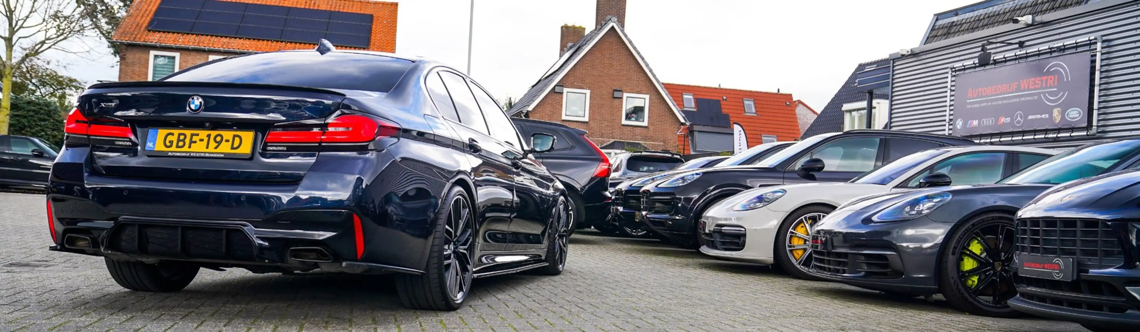 BMW 545 5-serie 545e xDrive High Executive | Head Up Displ — photo 2