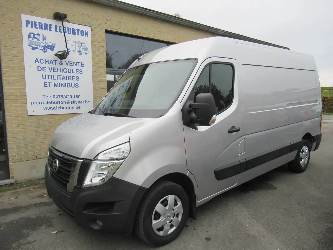 Nissan Interstar