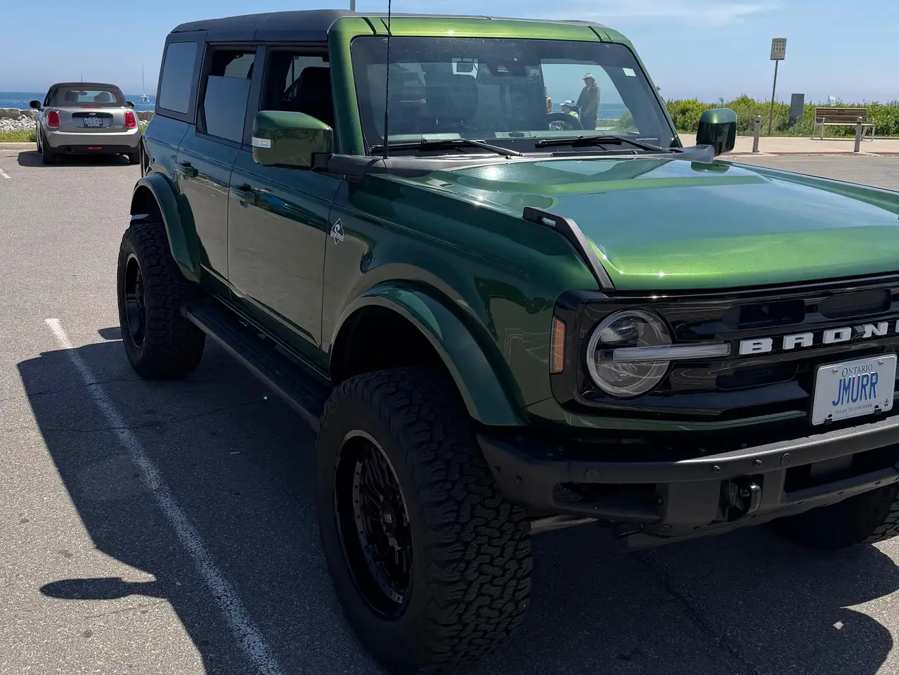 Ford Bronco photo Ford Bronco