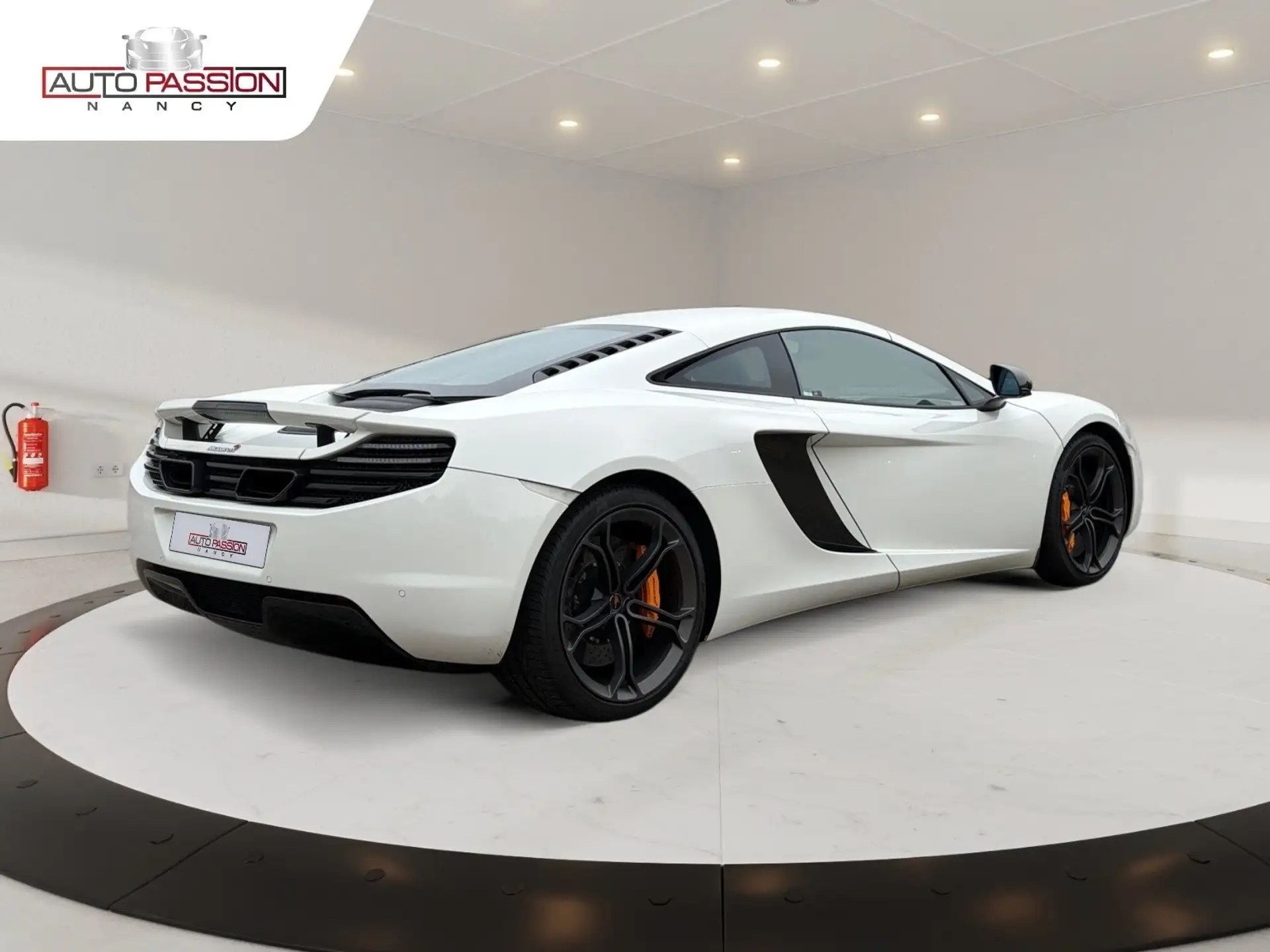 맥라렌 MP4-12C 12 C 2011 흰색 사진 5