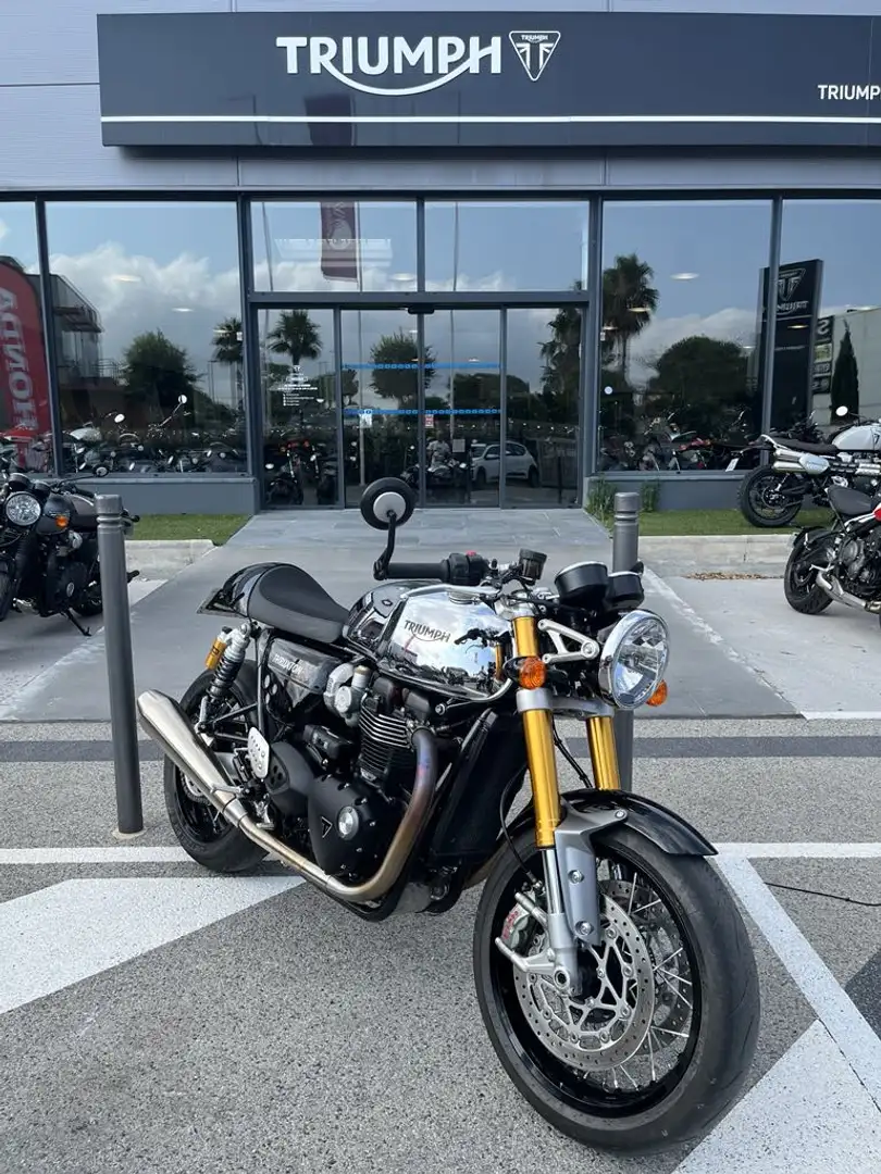 Triumph Thruxton - 2
