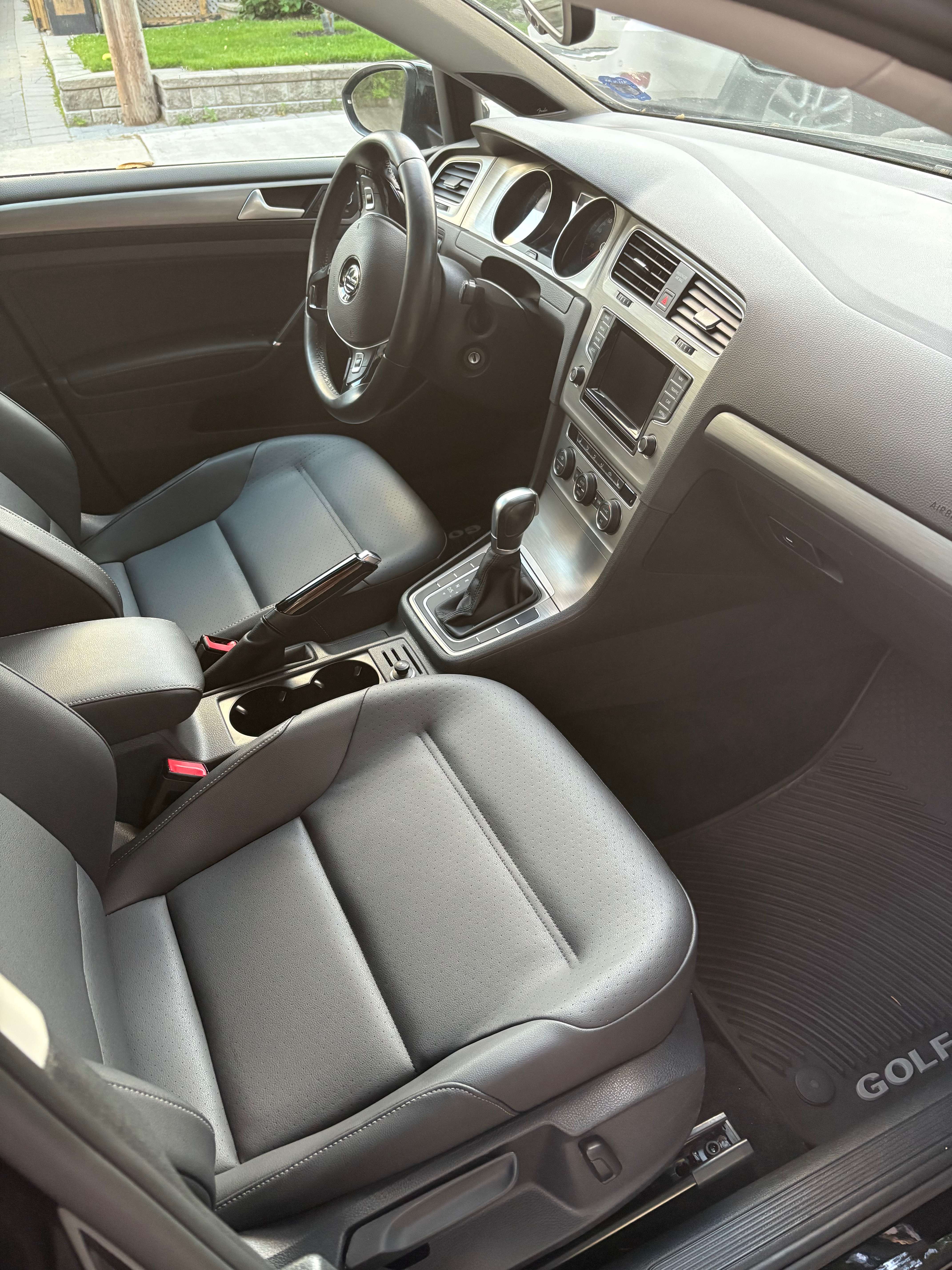 2015 Volkswagen Golf Comfortline thumb 7