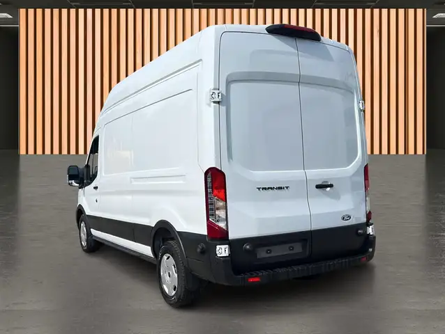 Ford Transit view 15
