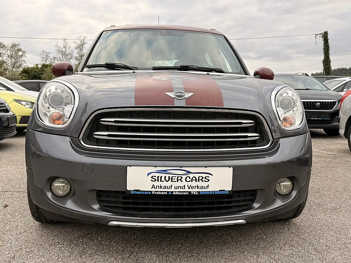 MINI Cooper D Countryman MINI Countryman COOPER D Grau - 1