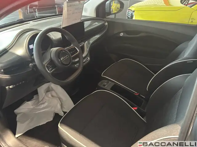Fiat 500 view 7