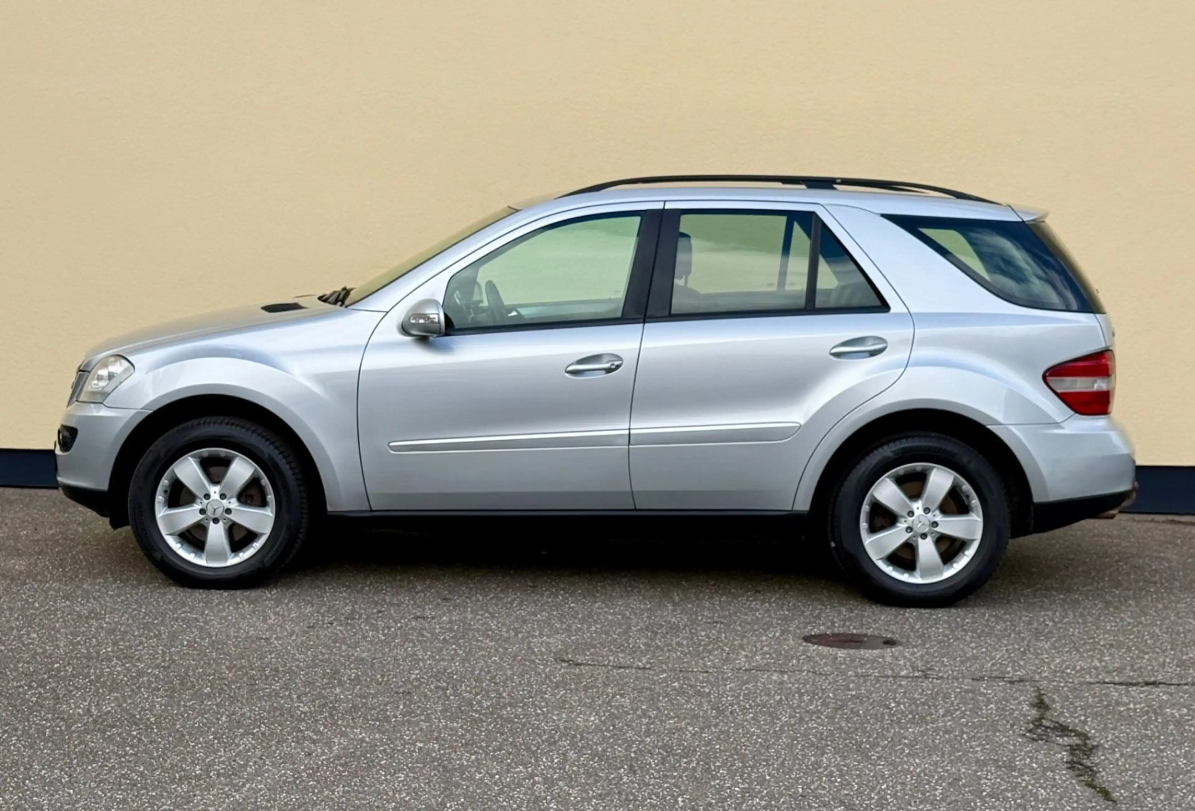 Mercedes-Benz ML 320 CDI 4Matic AHK COMAND NAVI ALU LEDER TEMP — photo 9
