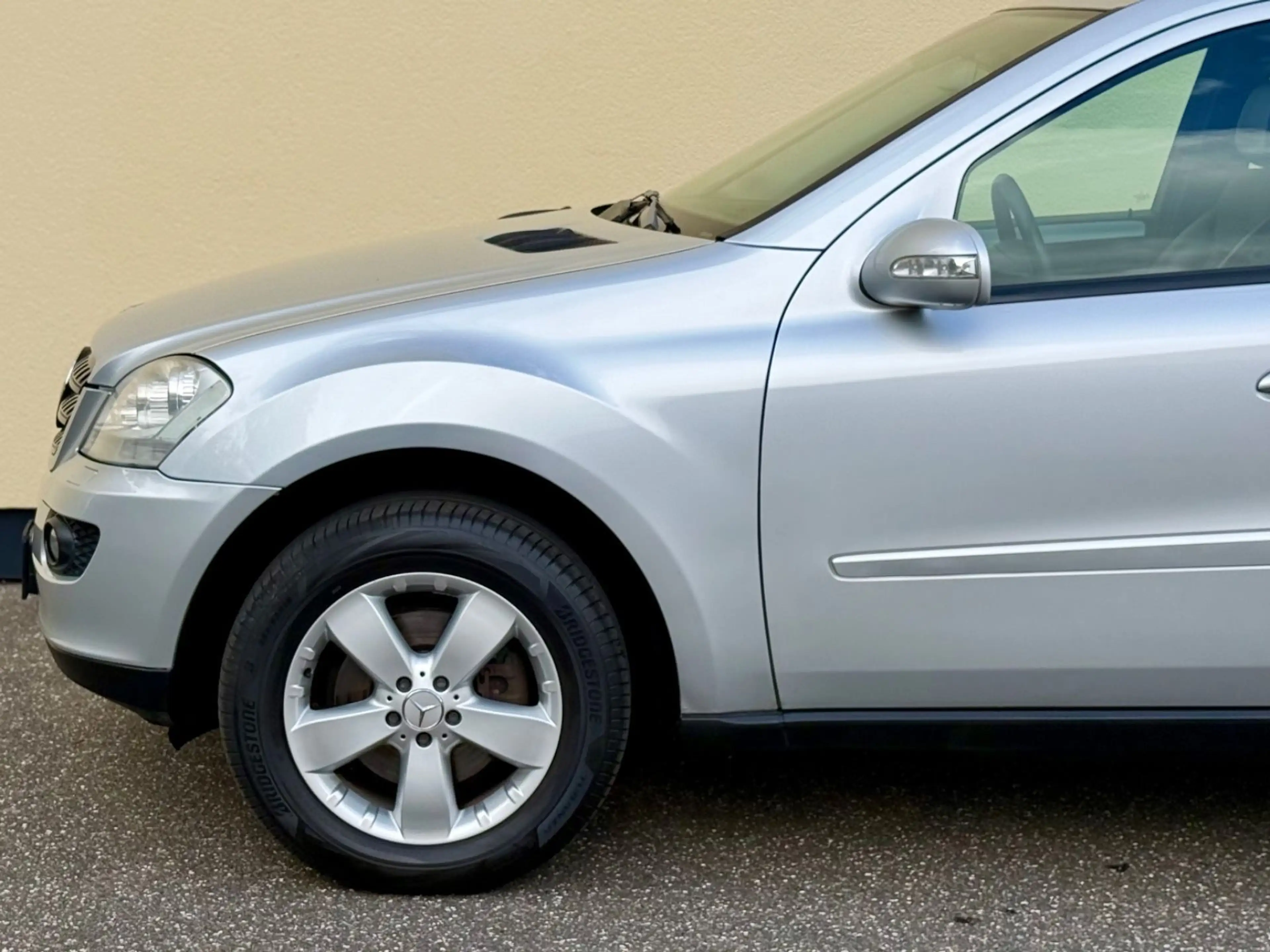 Mercedes-Benz ML 320 CDI 4Matic AHK COMAND NAVI ALU LEDER TEMP — photo 11