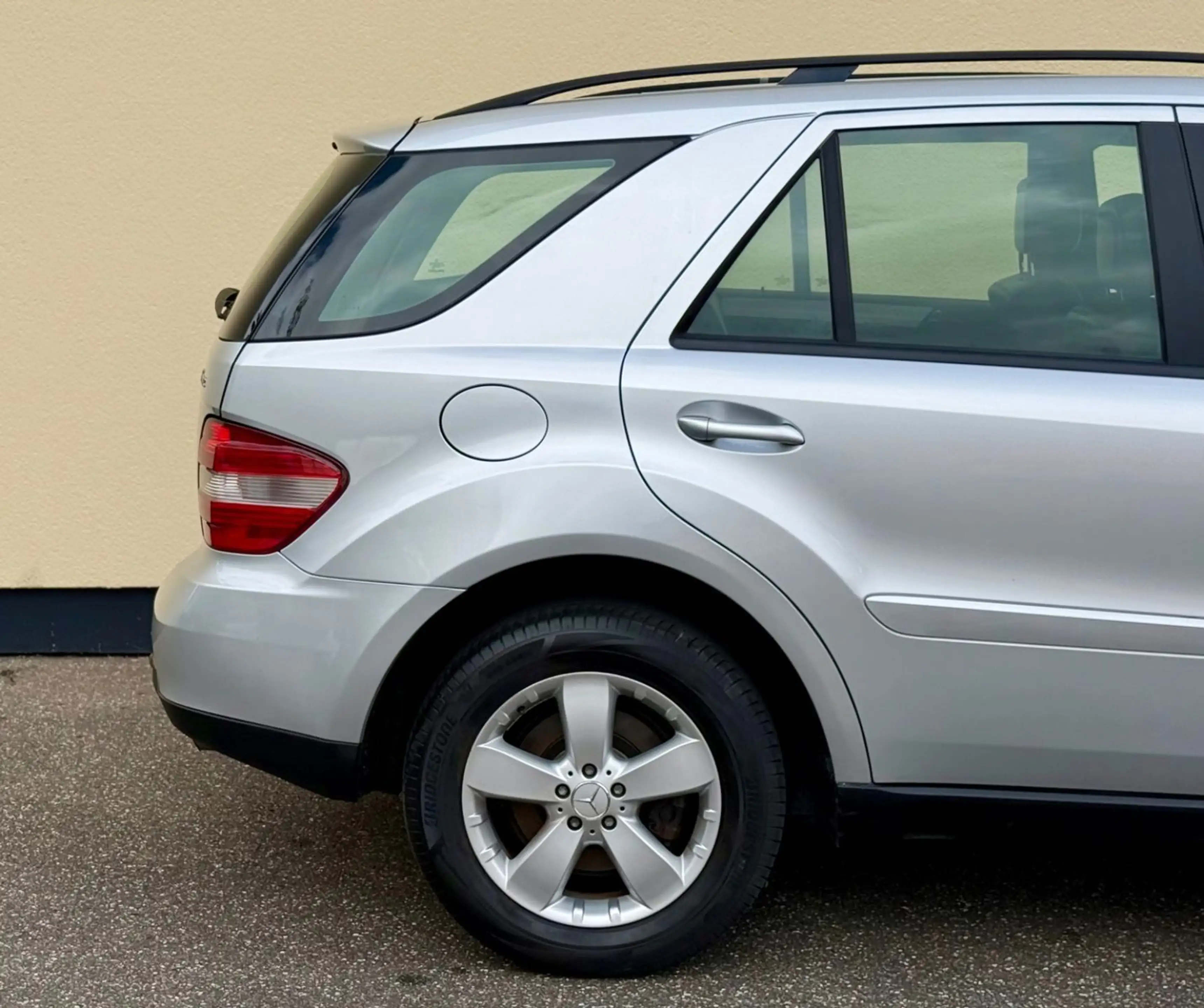 Mercedes-Benz ML 320 CDI 4Matic AHK COMAND NAVI ALU LEDER TEMP — photo 13