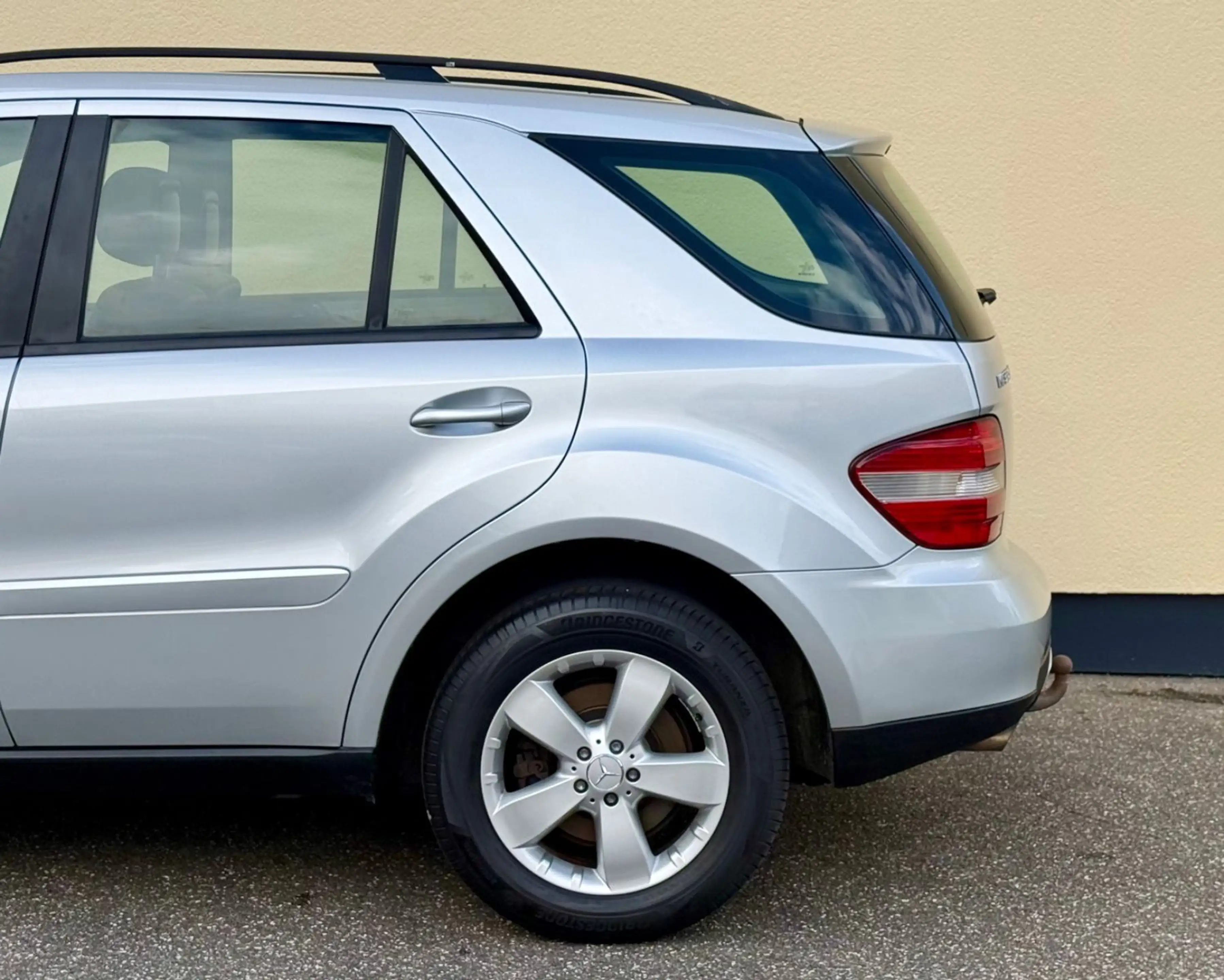 Mercedes-Benz ML 320 CDI 4Matic AHK COMAND NAVI ALU LEDER TEMP — photo 10