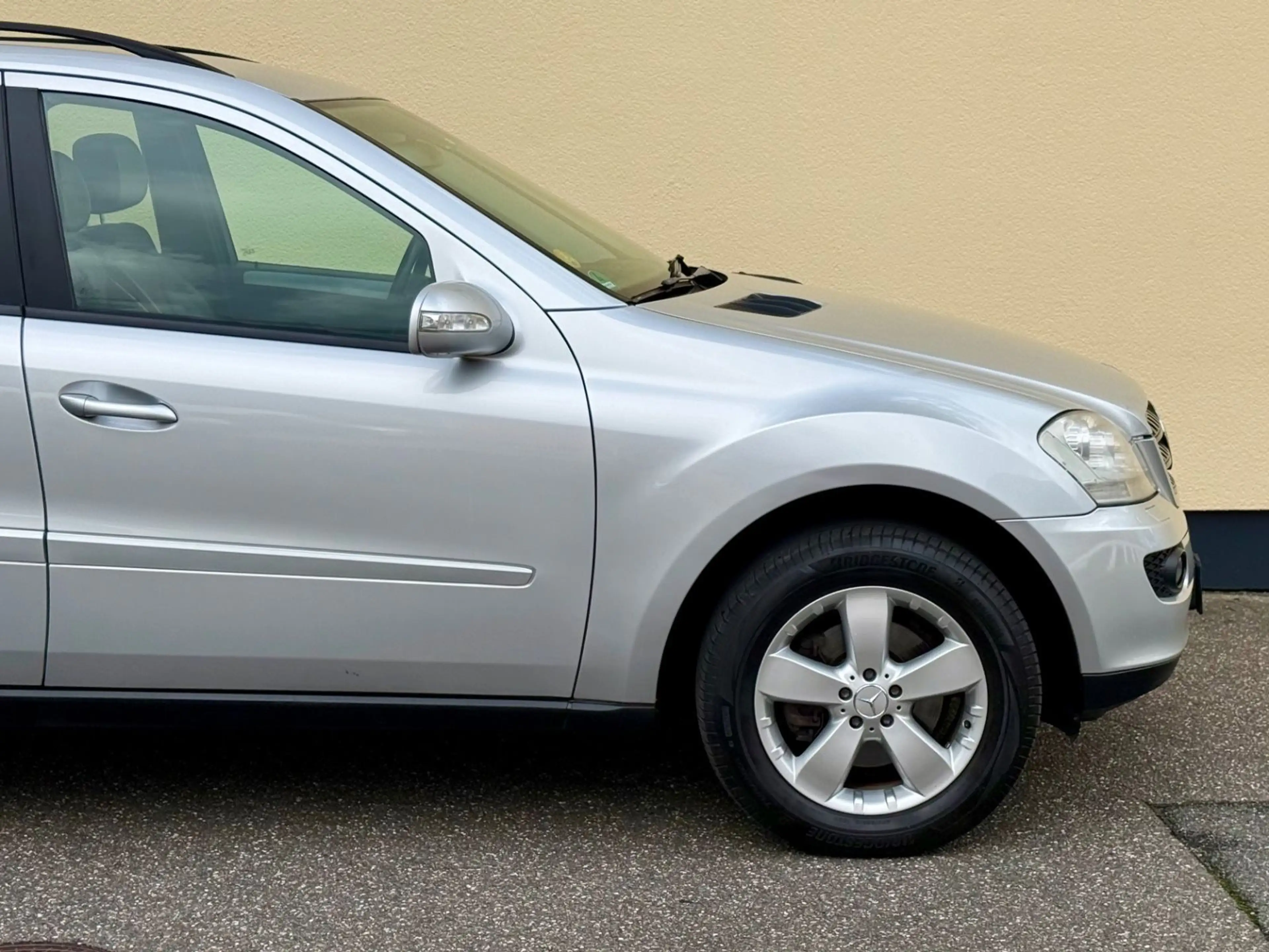 Mercedes-Benz ML 320 CDI 4Matic AHK COMAND NAVI ALU LEDER TEMP — photo 14