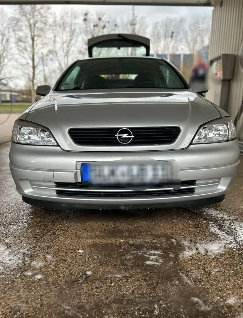 Opel Astra 1.6 - 1