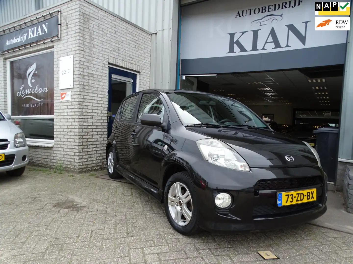 Daihatsu Sirion 2 1.3-16V Sport Noir - 1
