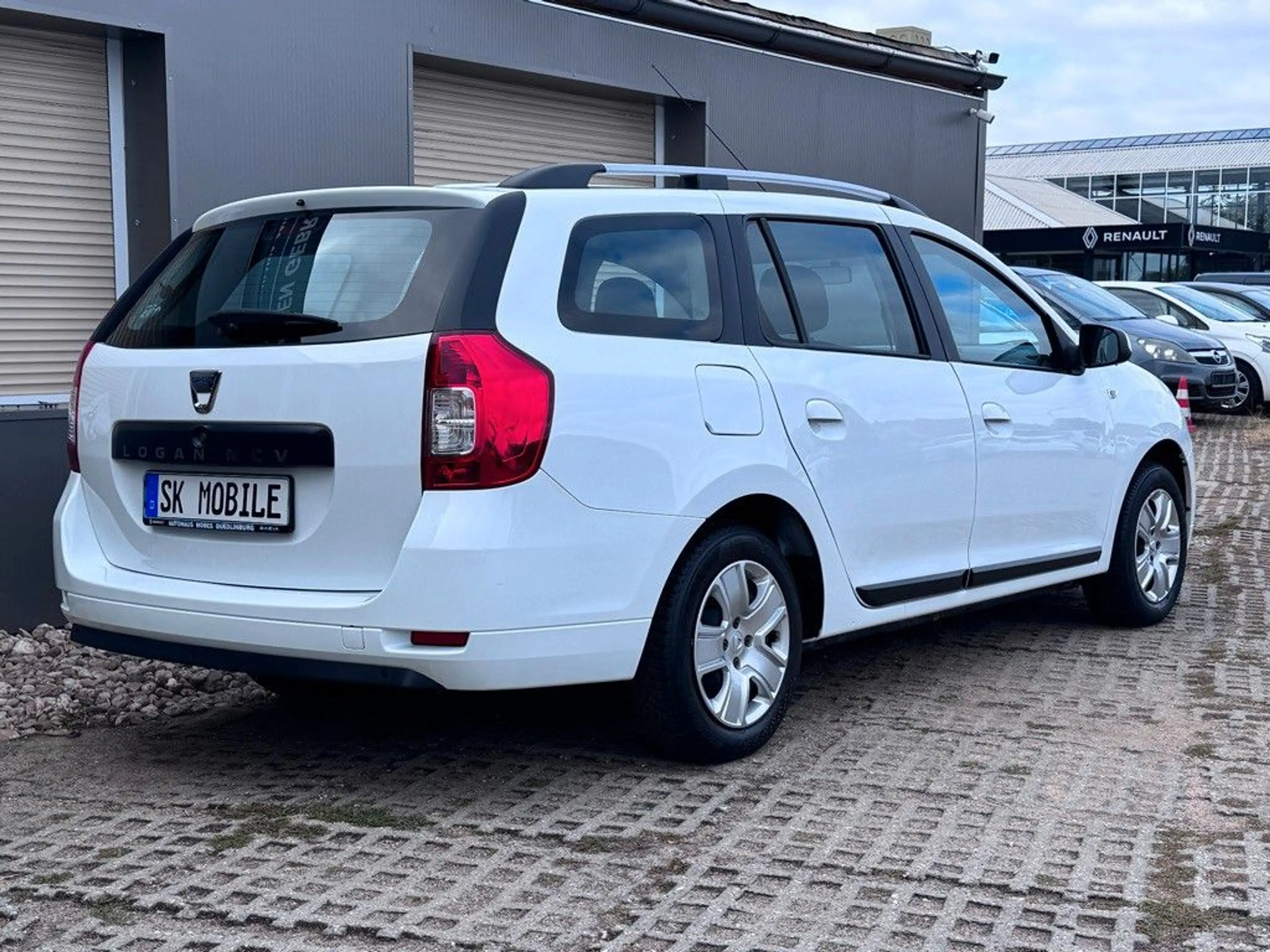 Dacia Logan MCV II Kombi Comfort*1HAND*KLIMA*PDC*bluet — photo 6