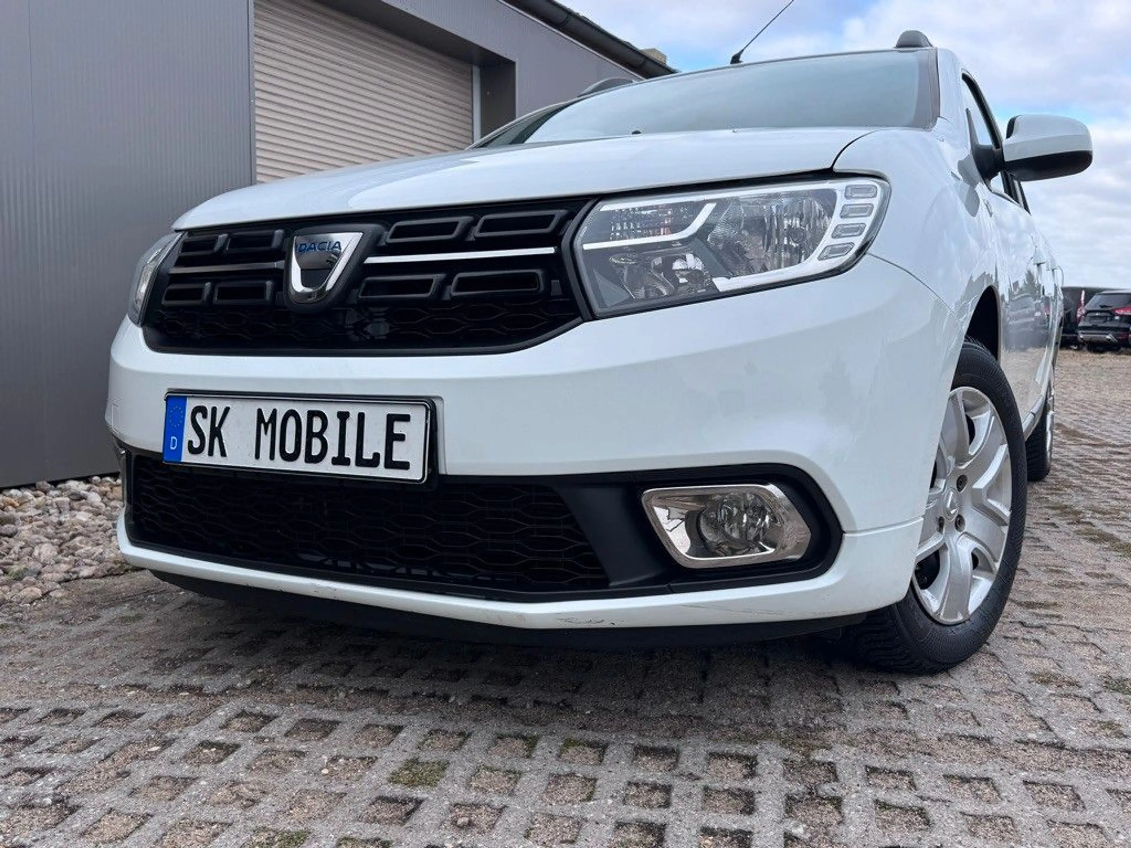 Dacia Logan MCV II Kombi Comfort*1HAND*KLIMA*PDC*bluet — photo 7