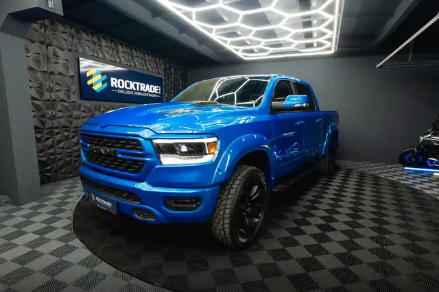 Dodge RAM 5.7 V8 HEMI 4x4 NIGHT GT SPORT Night-Paket