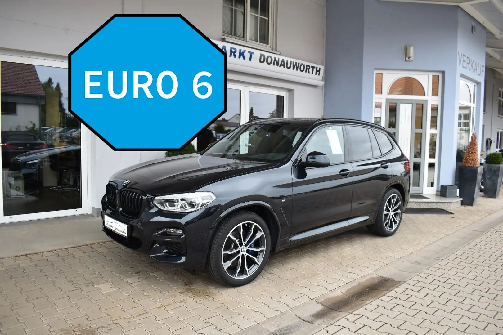 BMW X3 M40d PanoDach Standhzg AHK Keyless Leder Schwarz - 2