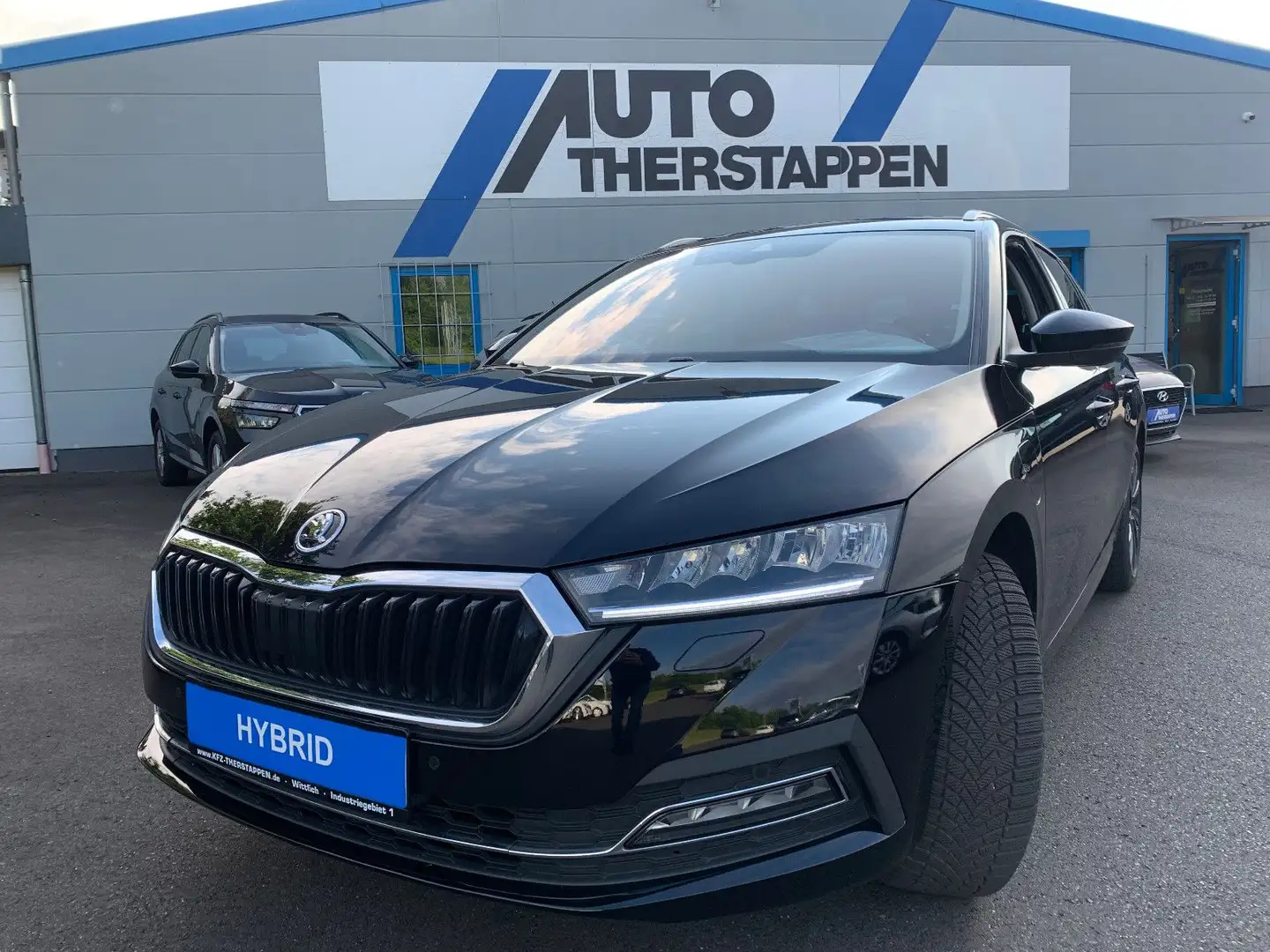 Skoda Octavia Ko. Amb. iV Navi/ Kamera/ AppConnect/LED Schwarz - 1