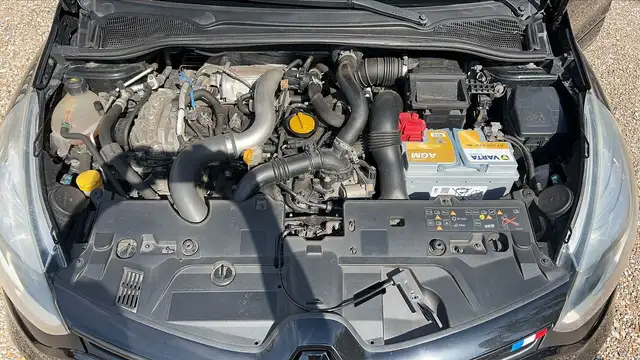 Renault Clio view 15