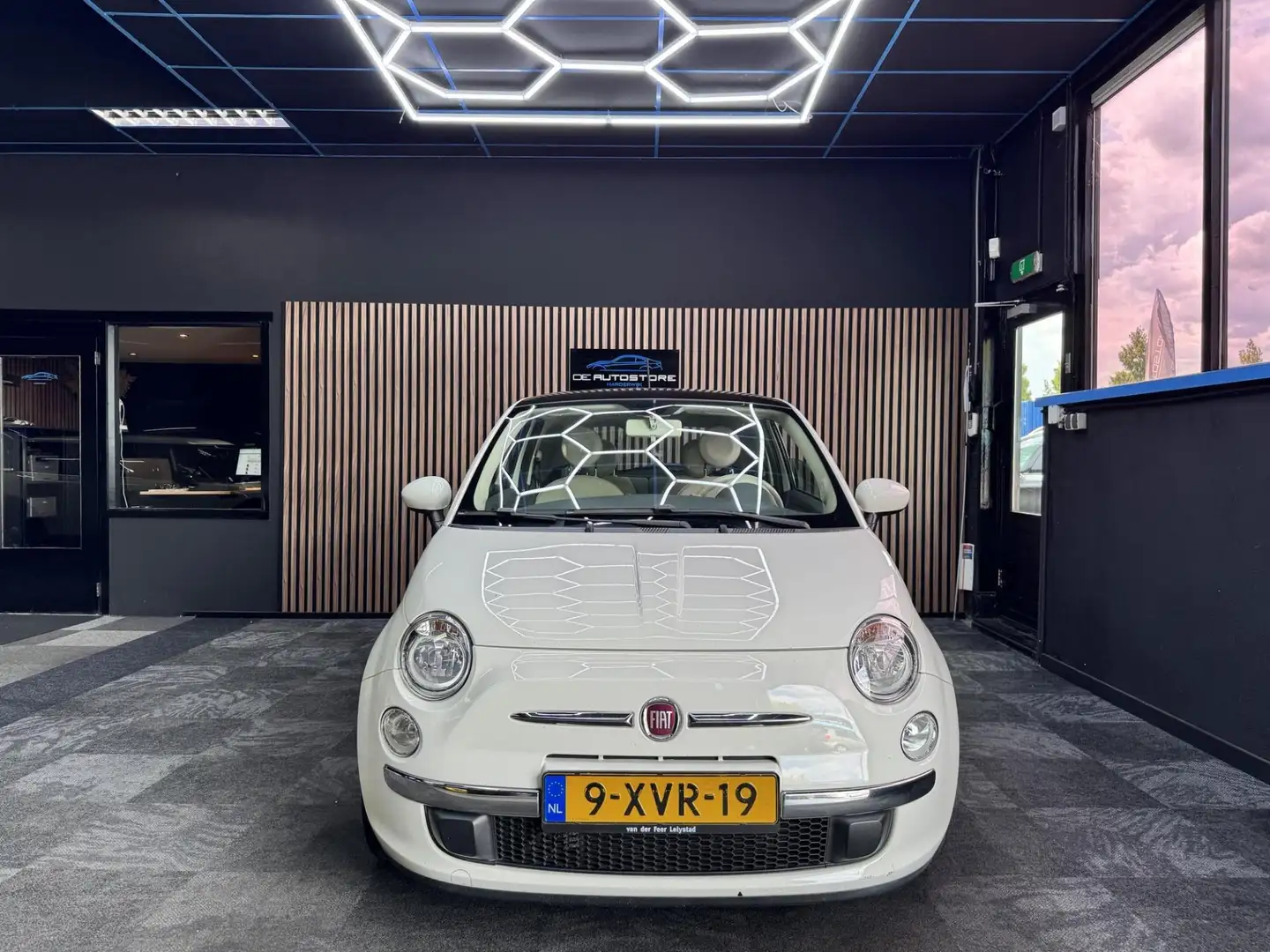 Fiat 500 0.9 TwinAir Turbo Lounge Airco panodak Elec Ramen Wit - 2
