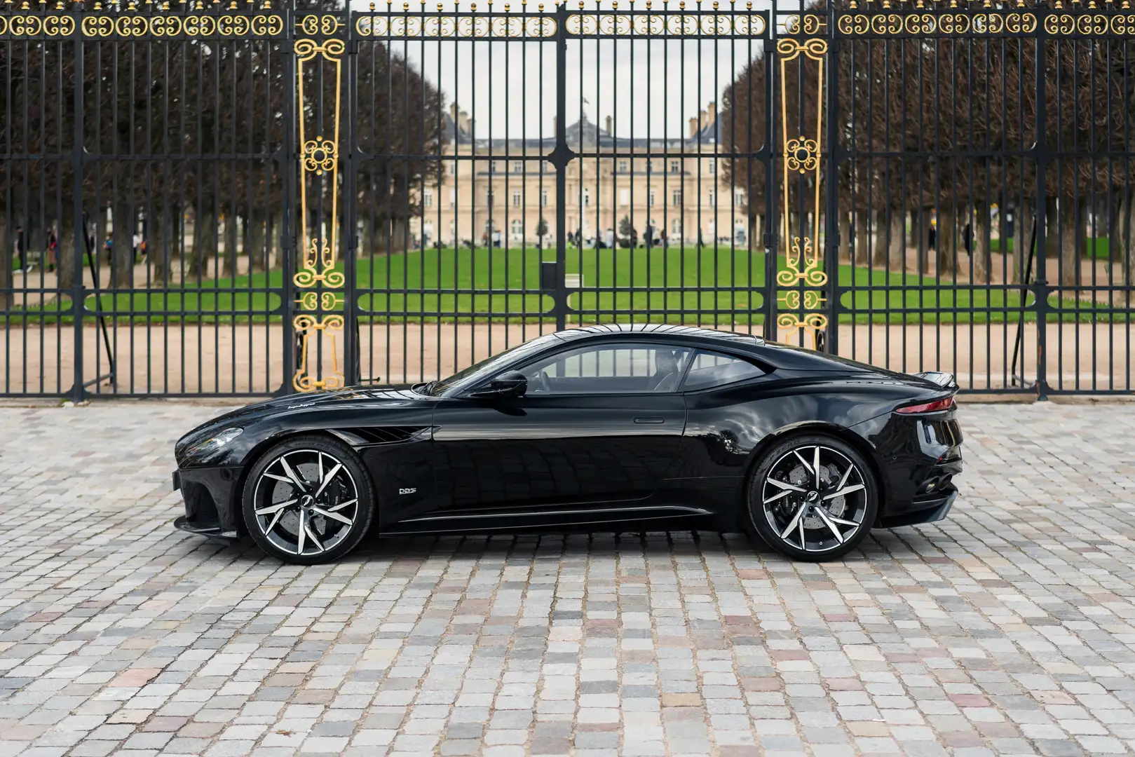 Aston Martin DBS Superleggera V12 - 14 200 kms, many options Negro - 2