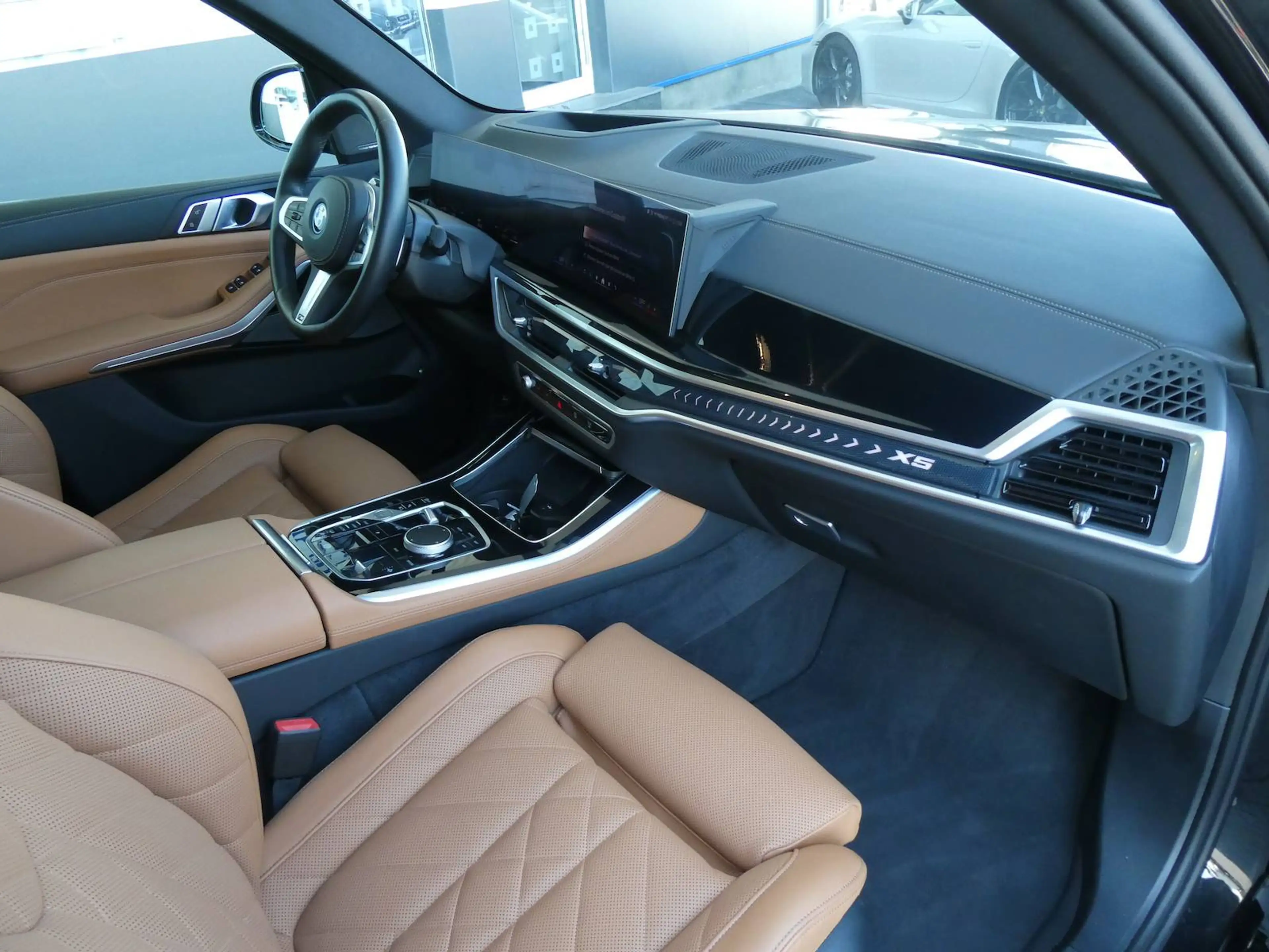 BMW X5 50 e xDrive M Sport Pro — photo 12