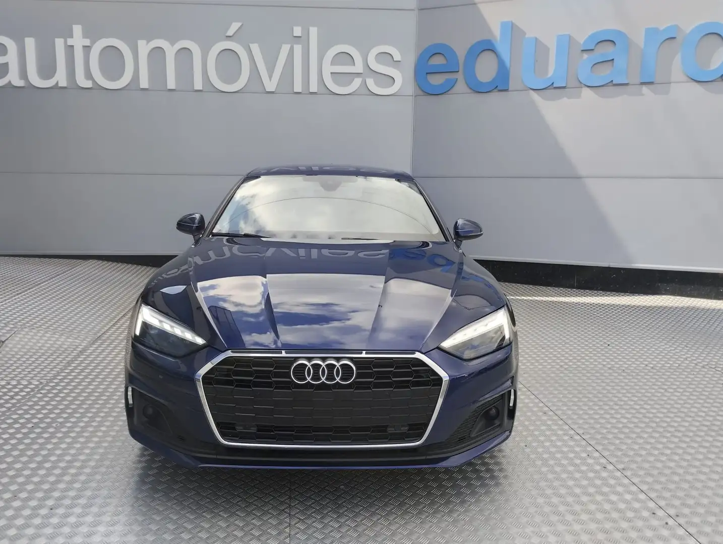 Audi A5 TFSI S line 204 S tronic Blau - 2