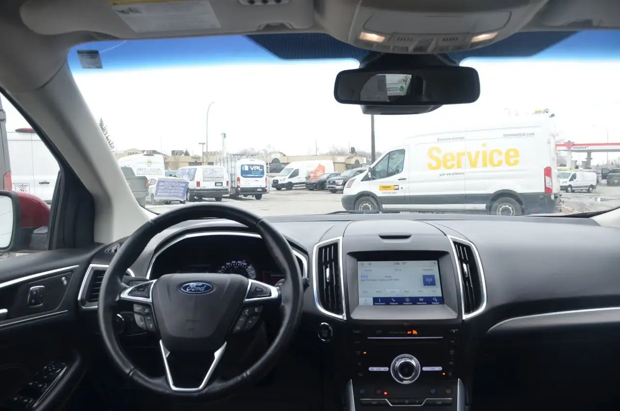 Ford Edge снимка Ford Edge