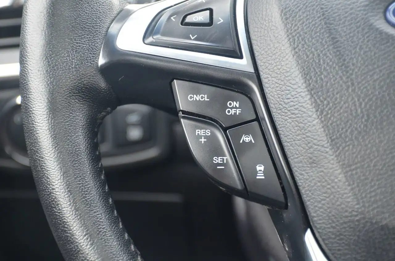 Ford Edge снимка Ford Edge