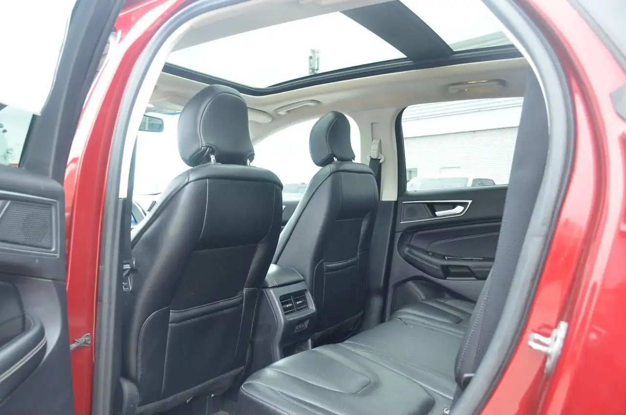 Ford Edge снимка Ford Edge