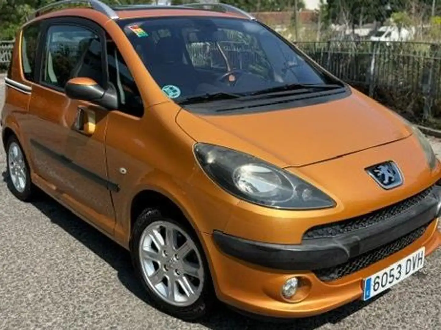 Peugeot 1007 1007 1.6 Sporty 2 Tronic Sporty Naranja - 1