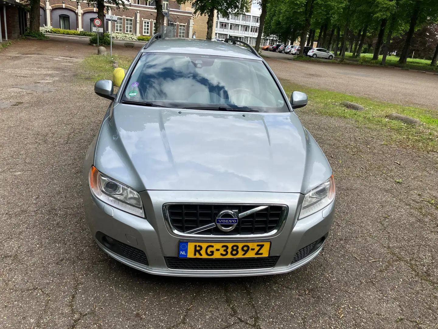 Volvo V70 V70 2.0 T5 Silver - 2