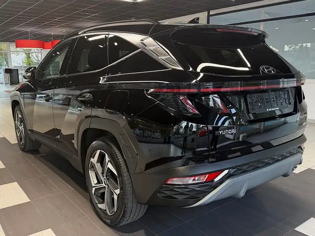 Hyundai Tucson view 3