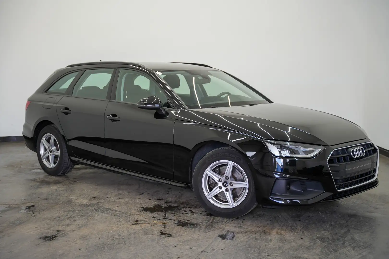 Audi A4 35 TDI*TopZustand*Erstbesitz*Unfallfrei* Schwarz - 1
