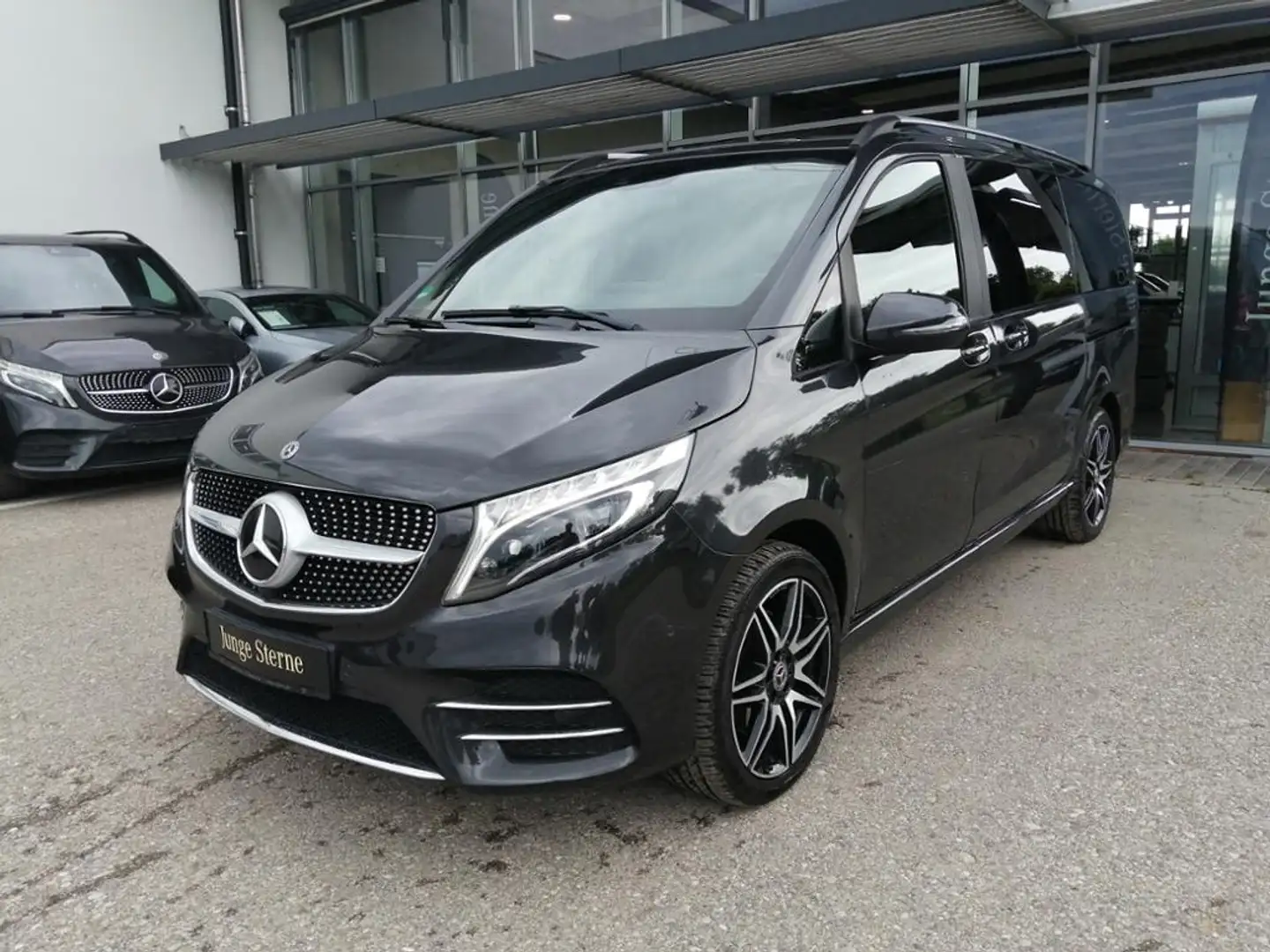 Mercedes-Benz V 250 d Edition AMG 4M L *Navi*Kamera*STHZ*LED* Grau - 2