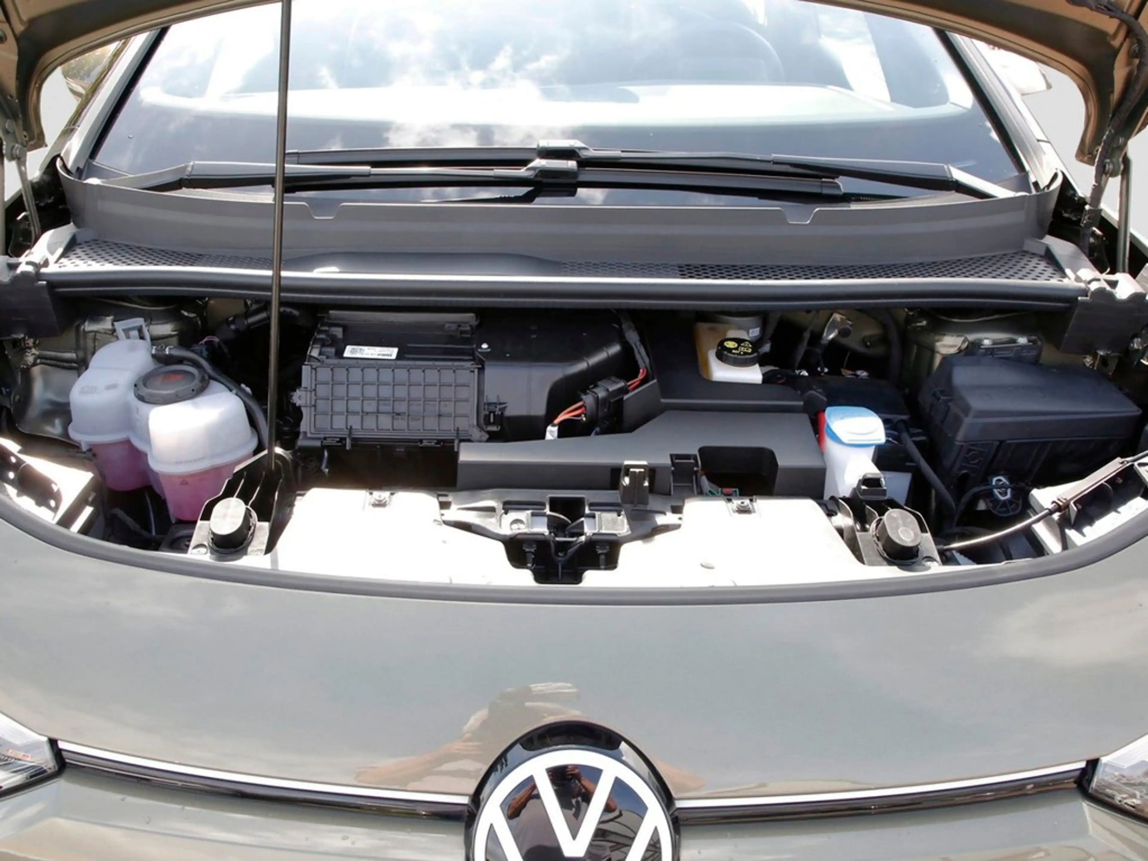 Volkswagen ID.3 Pure 125 kW 19" ACC AHK IQ Drive NAVI — photo 8