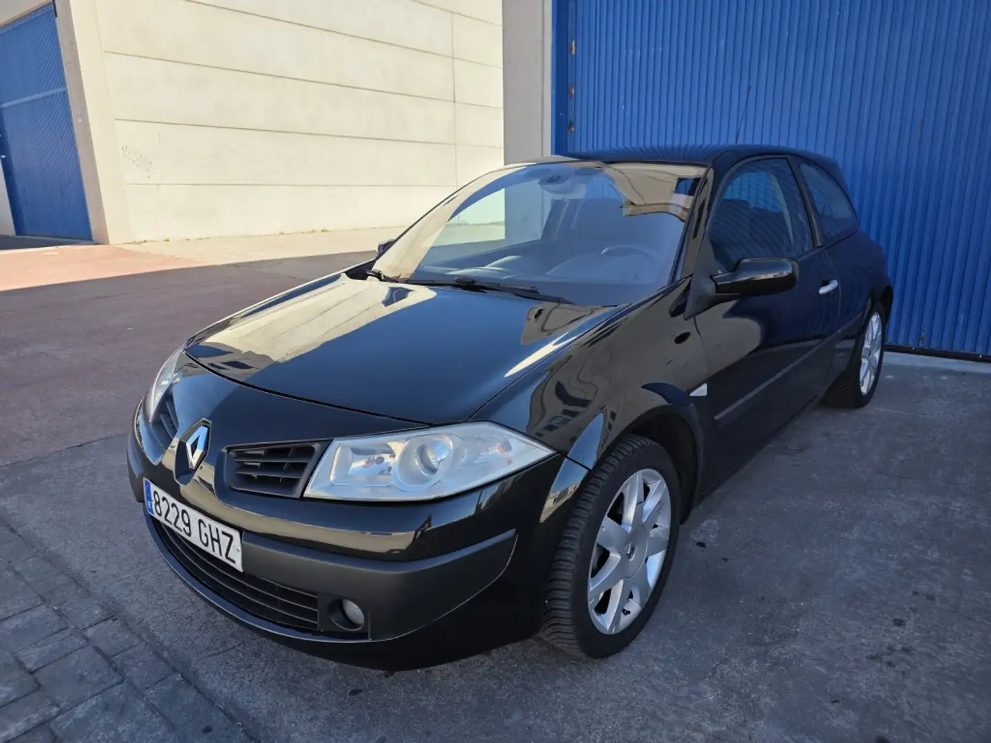 Renault Megane 1.9dCi Dynamique Negro - 2