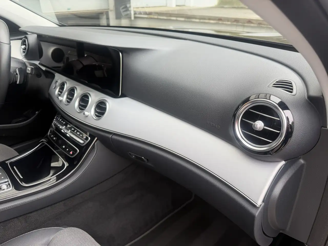 Mercedes-Benz E-Class de Avantgarde Night LED Distronic Kamera, миниатюра 25