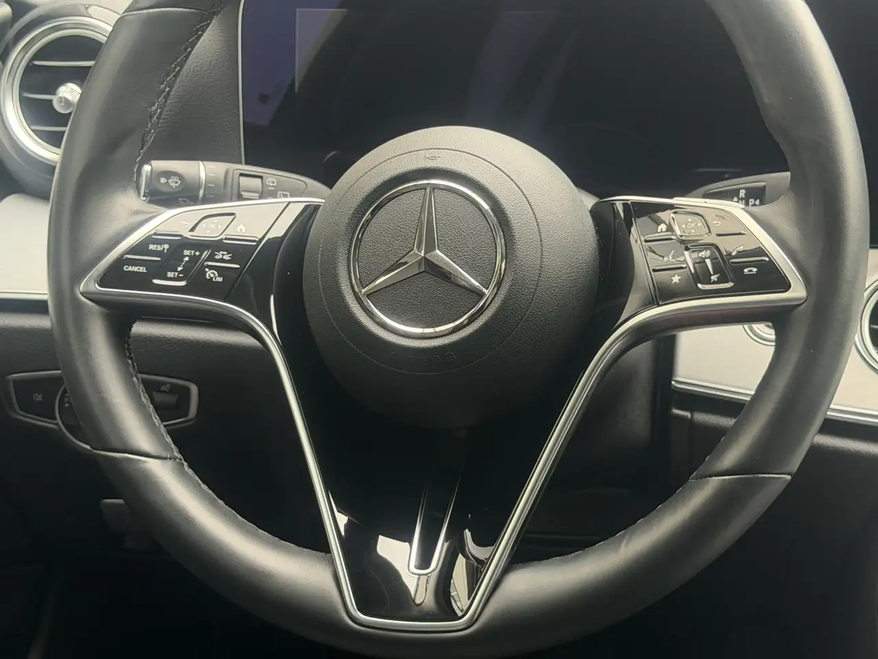 Mercedes-Benz E-Class de Avantgarde Night LED Distronic Kamera, миниатюра 18