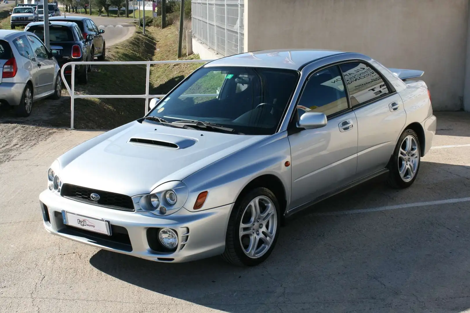 Subaru Impreza 2.0 T 218CH WRX 4P Gris - 1