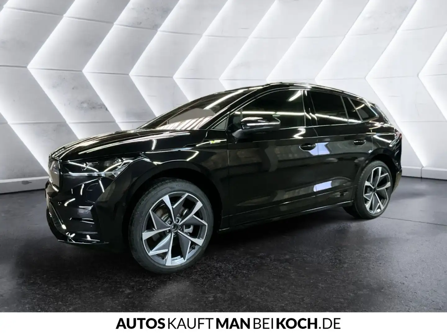 Skoda Enyaq RS MAXX PANO AHZV CANTON SOUNDSYSTEM HUD LED Zwart - 2