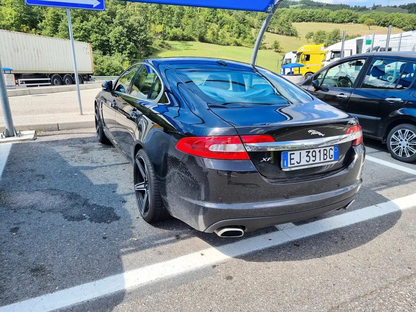 Jaguar XF XF 3.0d V6 Premium Luxury auto Nero - 1