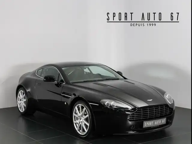 Aston Martin V8 4.7L