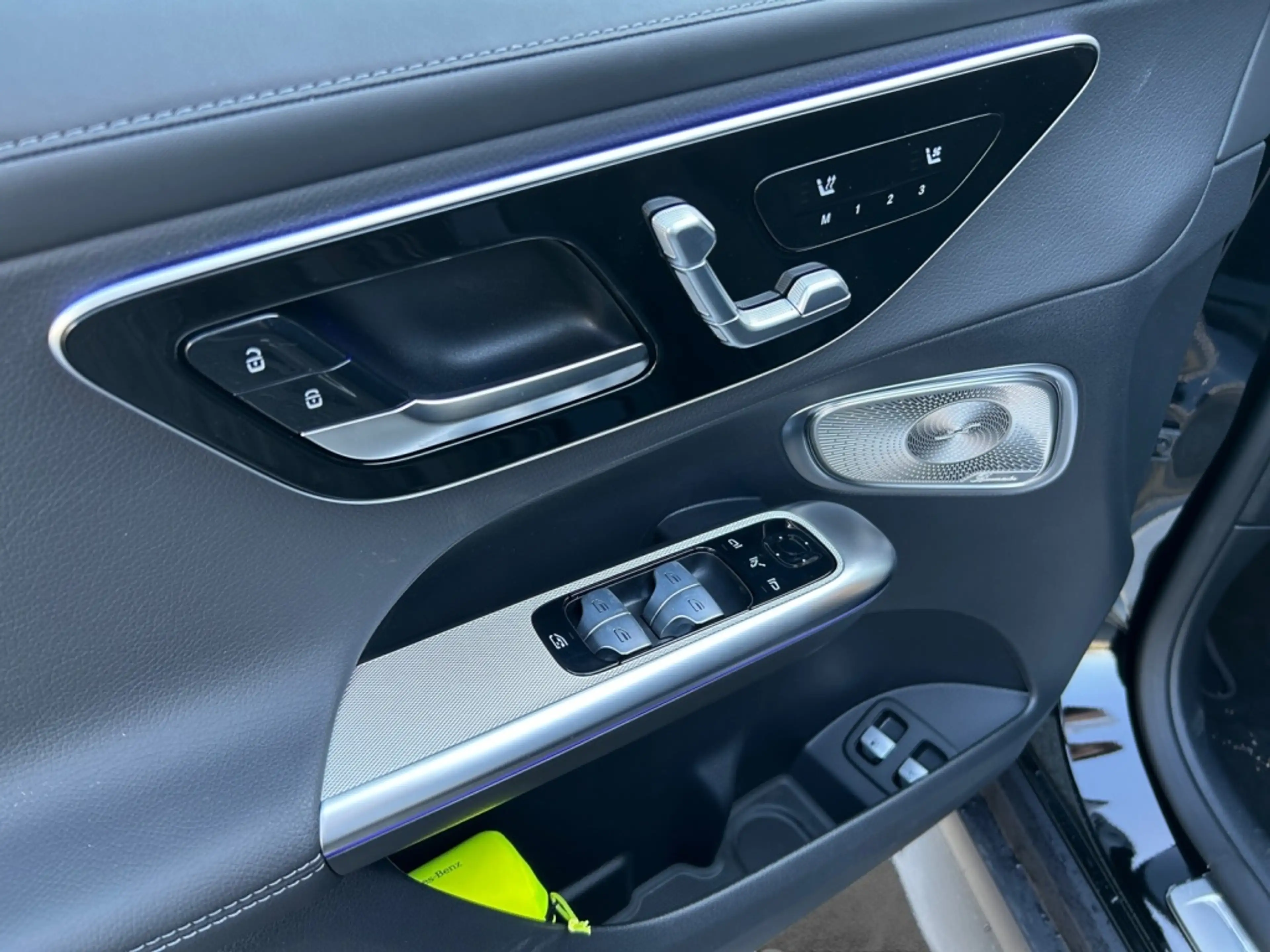 Mercedes-Benz GLC 400 e 4M AMG+20"+MBUX+DIGITAL+BURM+PANO — photo 9