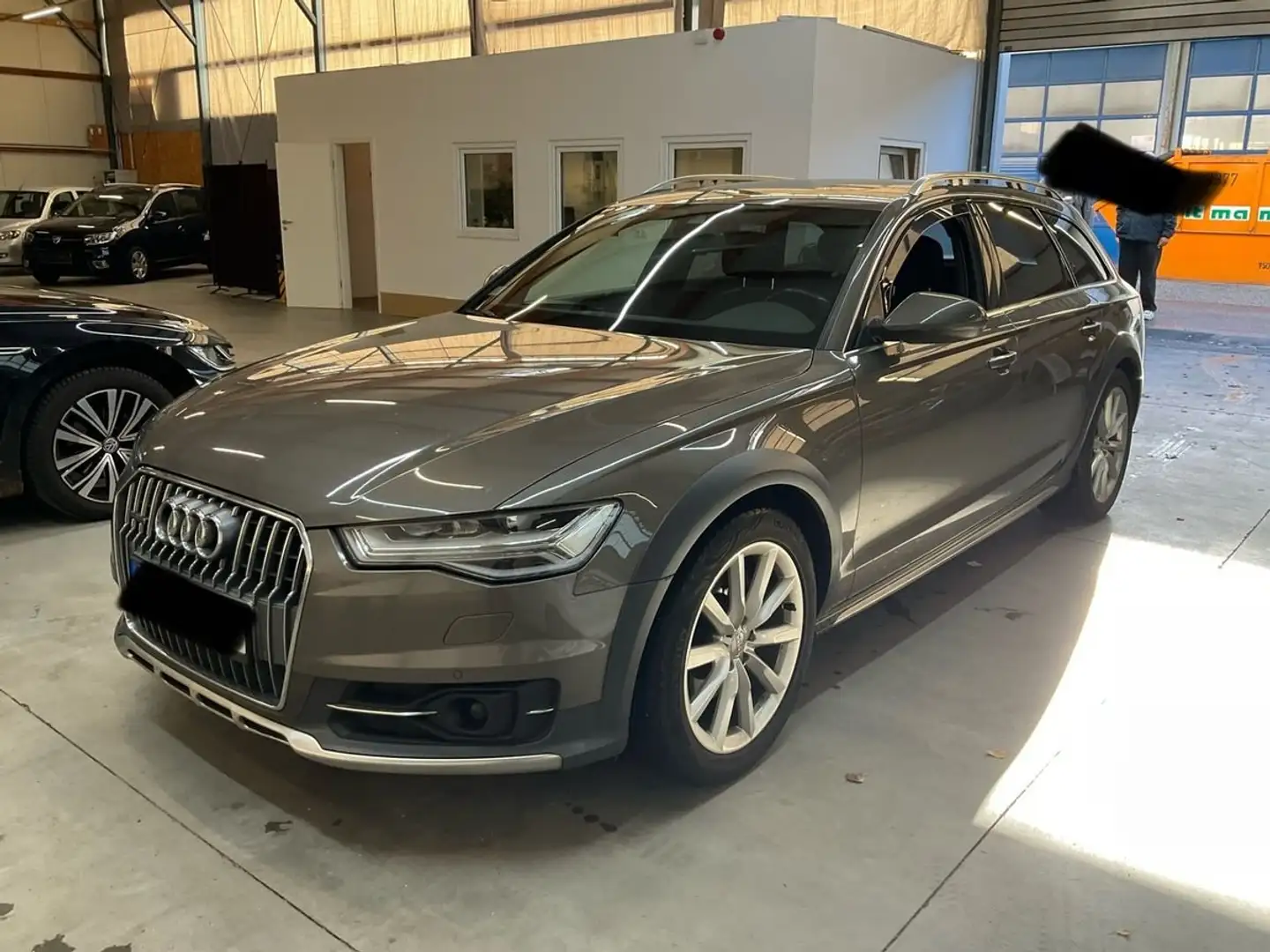 Audi A6 allroad 3.0 TDI *AHK| Navi| Pano* Grau - 1
