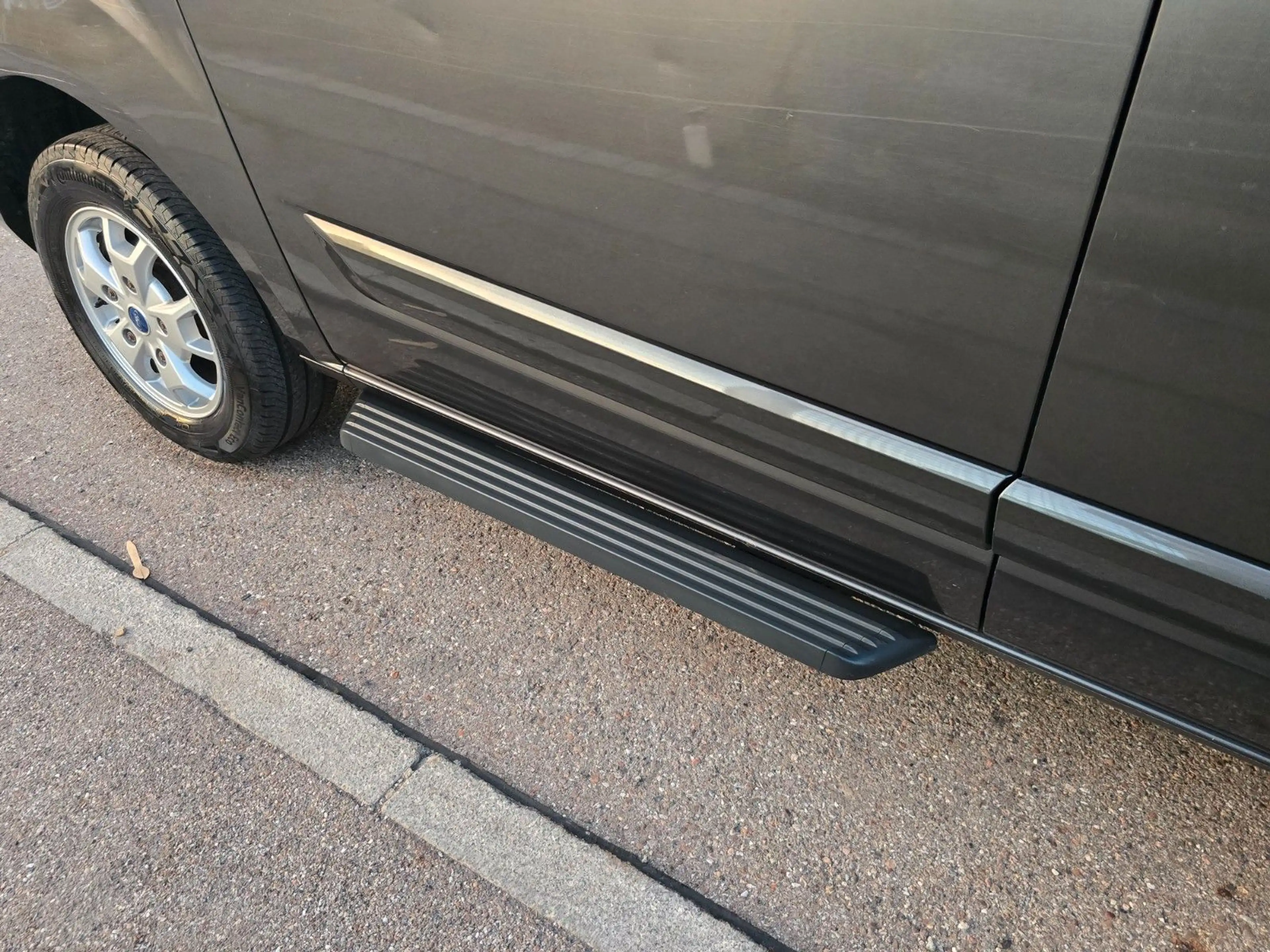 Ford Tourneo Custom — photo 7