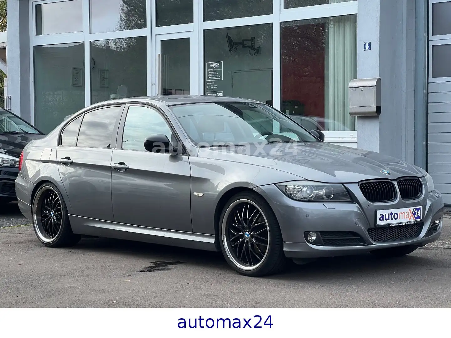 BMW 320 3 Limousine 320i PDC,NAVI,SCH-D TÜV NEU Grau - 1