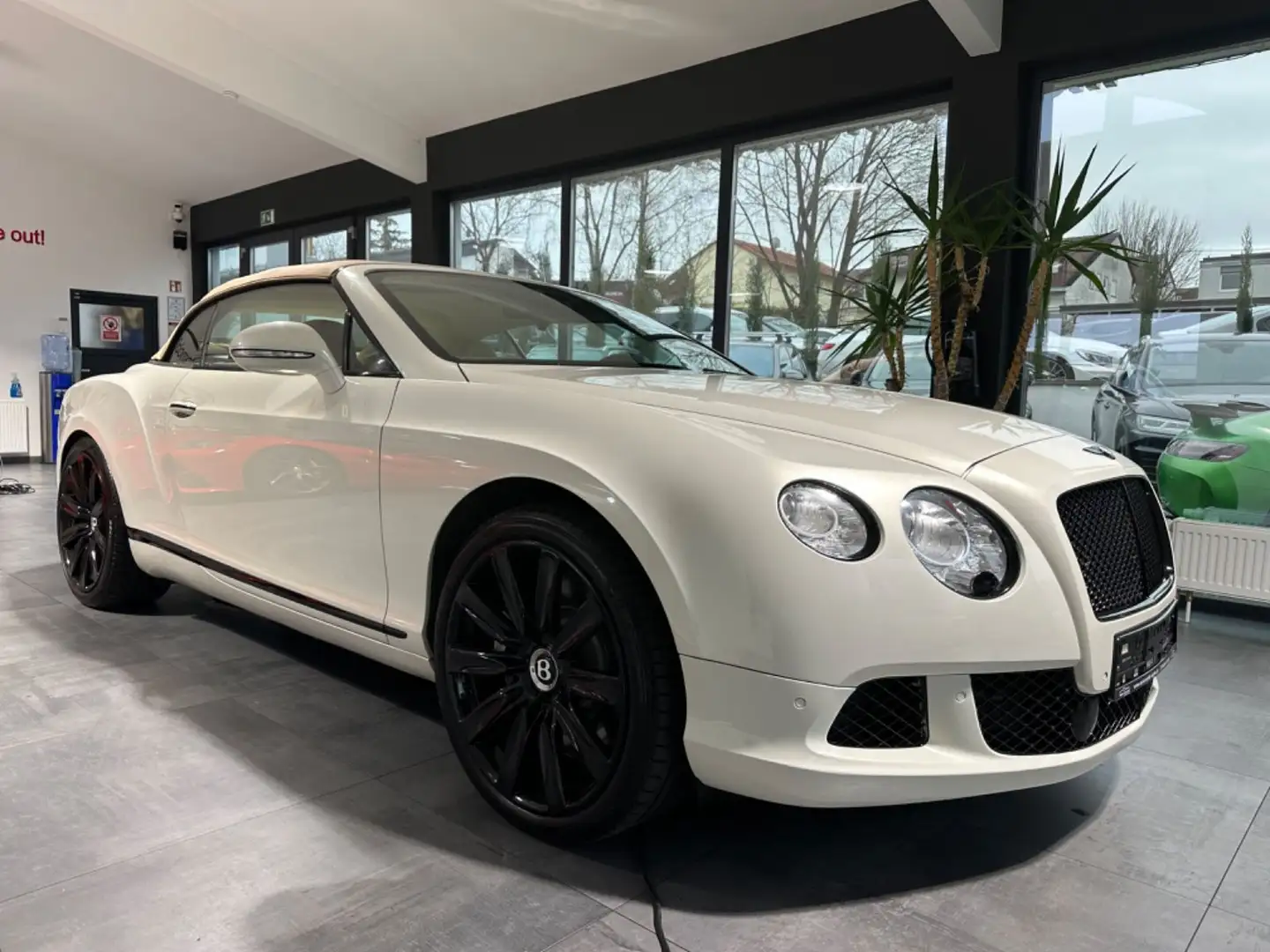 Bentley Continental GTC Muliner W12 TOP GEPFLEGT Blanc - 1