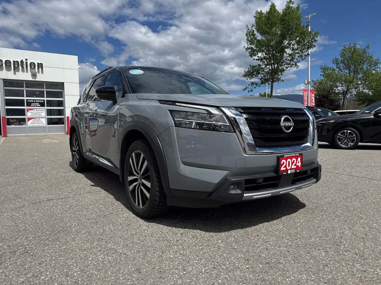 Nissan Pathfinder photo Nissan Pathfinder
